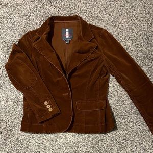 Courderoy women’s blazer/jacket.  Super cute, just too small for me.